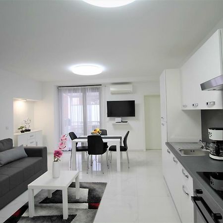 Arbel Apartments Poreč Buitenkant foto