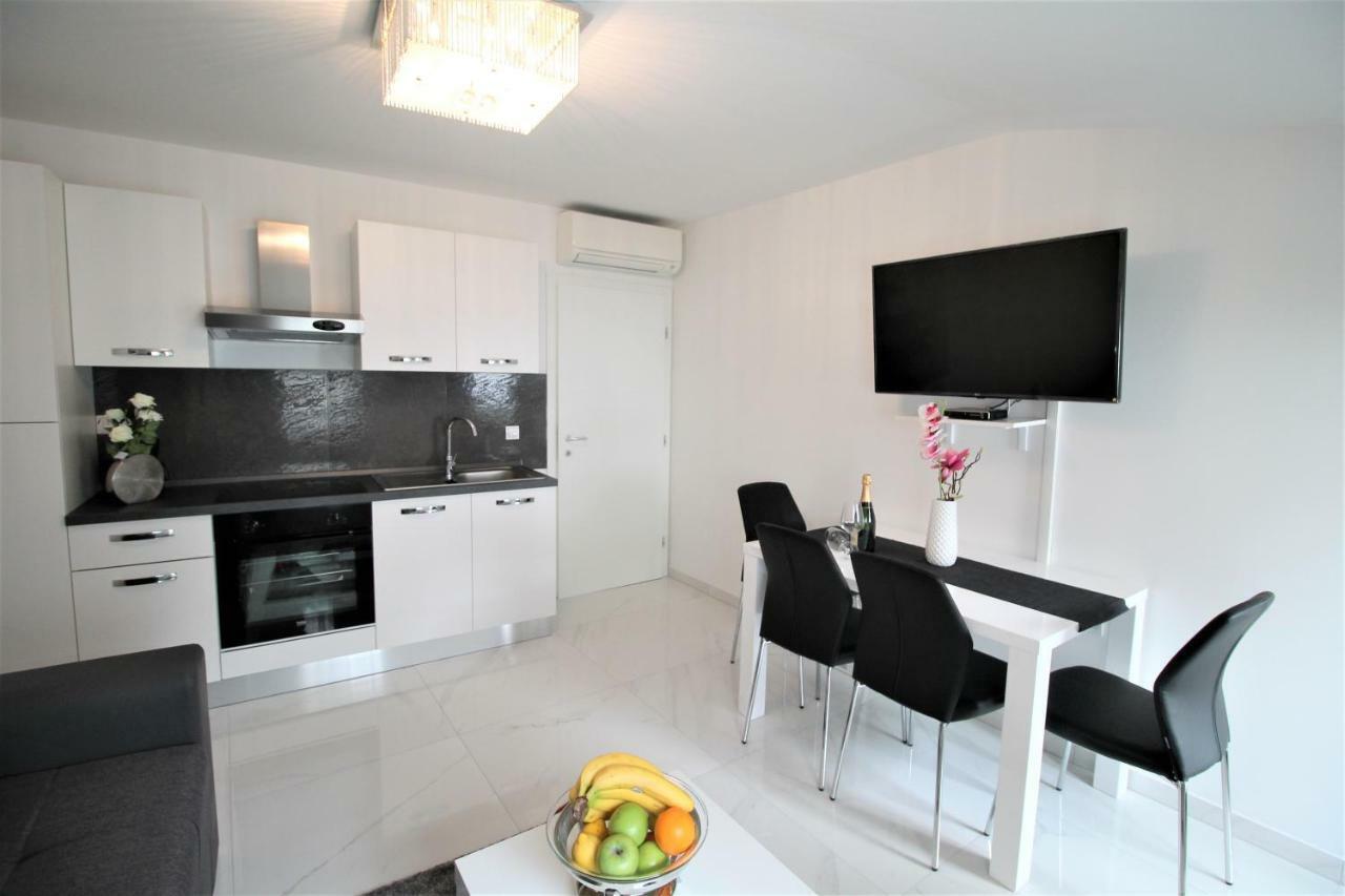 Arbel Apartments Poreč Buitenkant foto